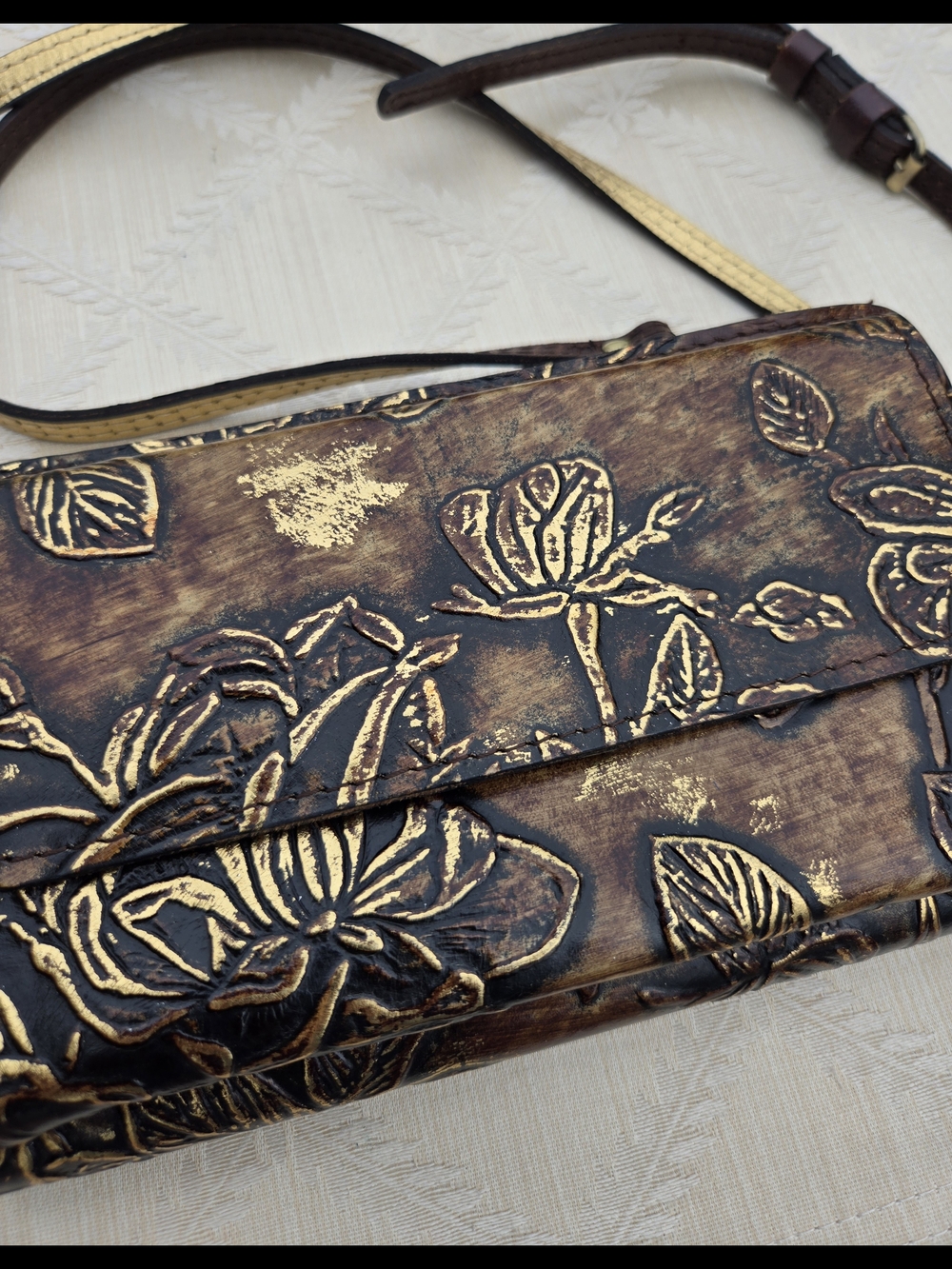 Patricia Nash Azario Embossed floral crossbody bag brown metallic Clutch Handbag - Picture 2 of 10